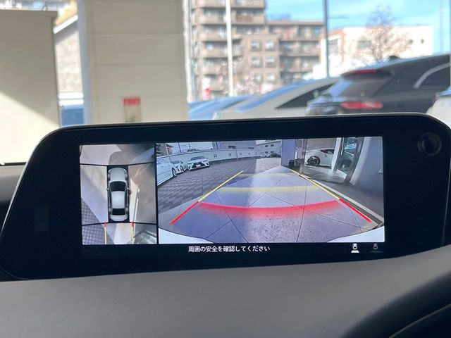 �y360&deg;�r���[���j�^�[�z��p�̃J�����ɂ��A�ォ�猩���낵���悤�Ȏ��_��360�x�N���}�̎��͂��m�F���邱�Ƃ��ł��܂������p�������m�F���₷���A�����ꏊ�ł̐؂�Ԃ��⒓�Ԃ��X���[�Y�ɍs���܂��B