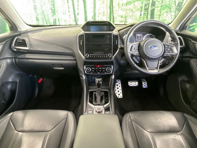 フォレスター2.0 アドバンス 4WD