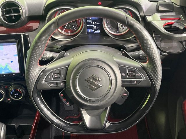 �y�X�e�A�����O�X�C�b�`�z�^�]���A�O������ڐ������炷���ƂȂ��A�I�[�f�B�I���̑��삪�\�ȕ֗��@�\!���S&���K�ȃh���C�u�����o���Ă���܂���