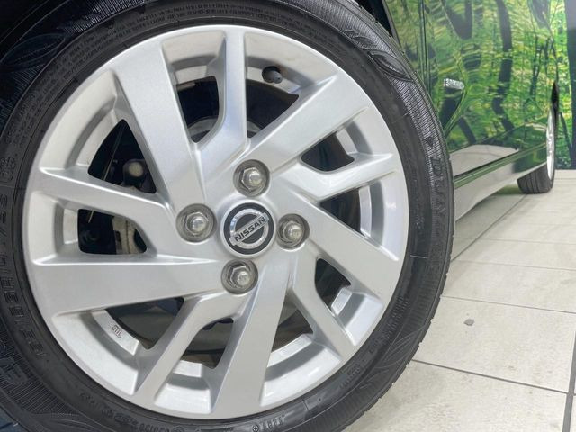 �y����14�C���`�A���~�z�C�[���z�O�ςɃ}�b�`���������A���~�z�C�[���𑕒����Ă���܂��B�e��ЊO�A���~�z�C�[����A�X�^�b�h���X�^�C�����戵�����Ă���܂��B���񂲑��k����������