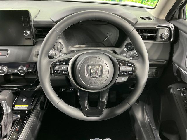 �y�����v�����X�e�A�����O�z�㎿�Ȋv���g�p���邱�ƂŁA��ɂ����������݂ƂĂ��^�]���₷���n���h���ł���