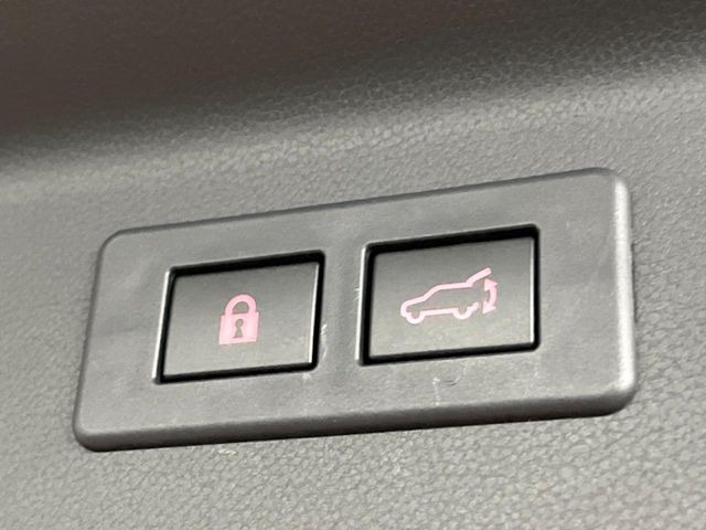 �y�p���[�o�b�N�h�A�z�X�}�[�g�L�[��^�]�Ȃ̃{�^�������������Ń��A�Q�[�g�������ŊJ���܂�!�ו��������Ă��鎞��A�����ʒu�ɂ���o�b�N�h�A��߂�ۂɕ֗��ȋ@�\�ł���