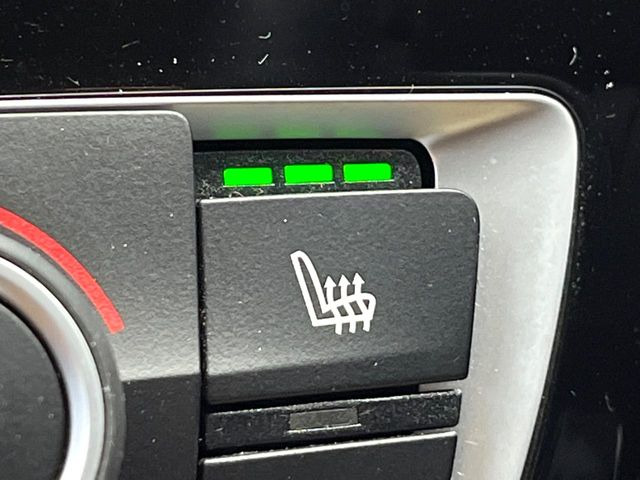 ���t�����g�V�[�g�q�[�e�B���O:�^�]�ȁE����ȋ��ɎO�i�K�Œ��߂��\�ȃV�[�g�q�[�^�[�𑕔����Ă���܂��B�G�߂��킸���K�ɂ��g�p���������܂��B