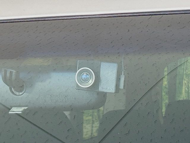 【ドライブレコーダー】ドライブレコーダー装備!走行中はもちろん、あおり運転や事故に遭遇した際、映像で記録し、万一のリスクに備えます。※記録用SDカードはお客様ご自身でご準備いただく必要があります。