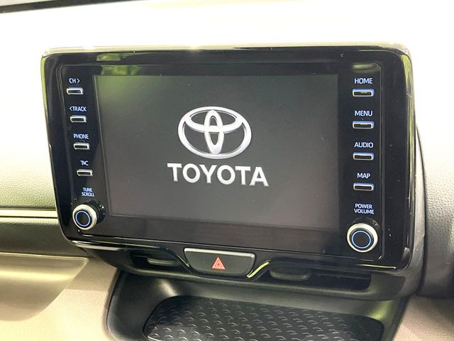 �y8�C���` �f�B�X�v���C�I�[�f�B�I�z���ʂ̃f�B�X�v���C��AppleCarPlay��AndroidAuto�����p�\�B�傫�ȉ�ʂŃX�}�z�i�r�A�v���������p���������܂���