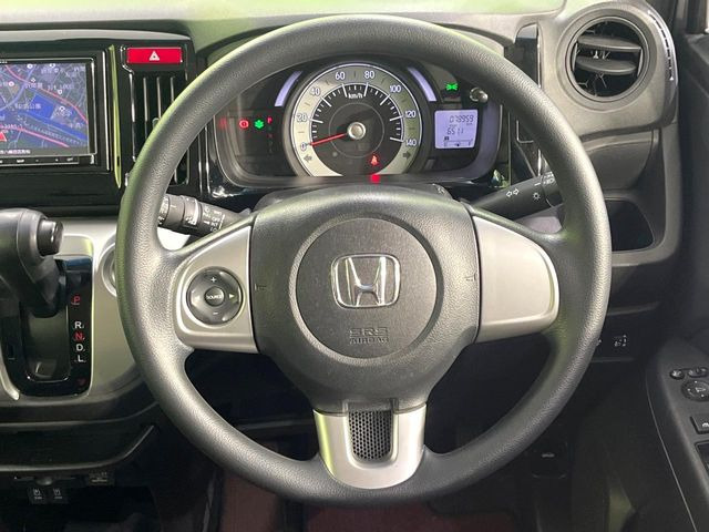 �y�X�e�A�����O�X�C�b�`�z�^�]���A�O������ڐ������炷���ƂȂ��A�I�[�f�B�I���̑��삪�\�ȕ֗��@�\!���S&���K�ȃh���C�u�����o���Ă���܂���