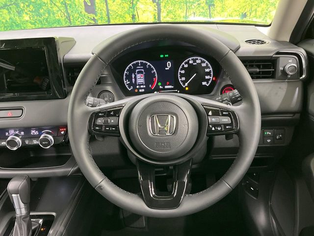 �y�����v�����X�e�A�����O�z�㎿�Ȋv���g�p���邱�ƂŁA��ɂ����������݂ƂĂ��^�]���₷���n���h���ł���