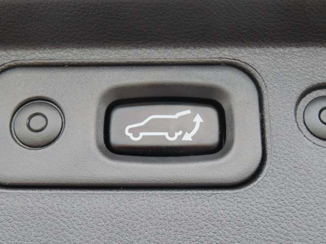 デリカD:5アーバンギア 2.2 G パワーパッケージ 4WD