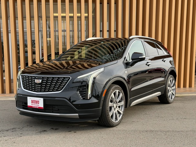 XT4プラチナム 4WD