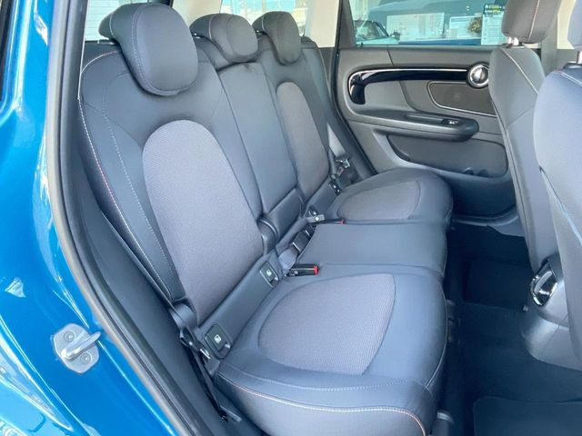 ���㕔���Ȃ��C�ɂȂ�悤�ȃL�Y�E�����ւ��蓙�A�傫�ȃ_���[�W�͂Ȃ��A�ǍD�ȏ�Ԃł��B