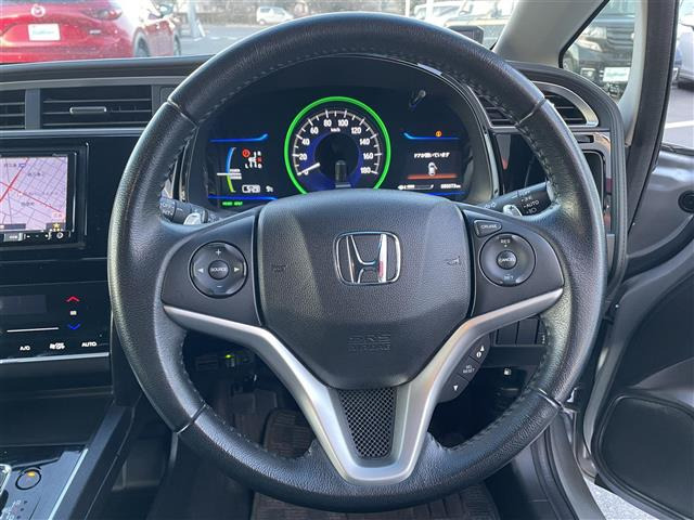 シャトル1.5 ハイブリッド X