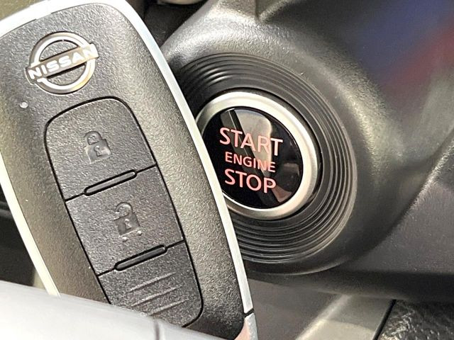 �y�C���e���W�F���g�L�[�z�J�o����|�P�b�g�ɓ��ꂽ�܂܂ł��h�A�̎{���E�������\�ȃX�}�[�g�L�[�𑕔��B�G���W���̃I���E�I�t�����J�M�����o���K�v����������Ƃ��Ă��֗��ł���