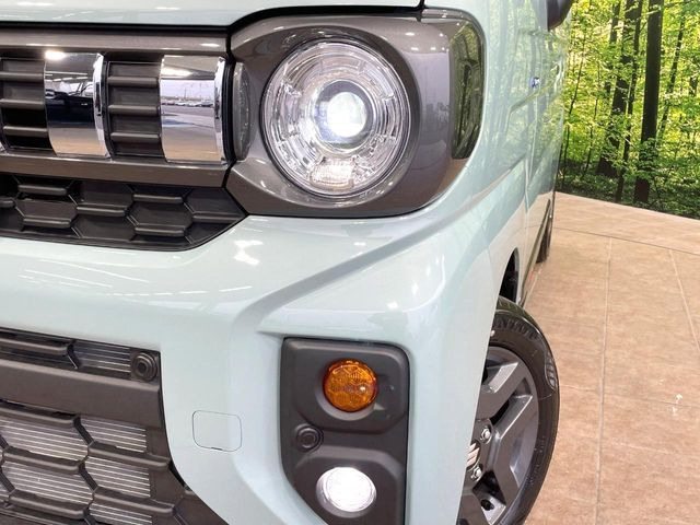 �yLED�w�b�h���C�g�z���V����ԑ��s�����ǍD�Ȏ��E���m�ۂ����S���ĉ^�]�ł��鍂�P�xLED�w�b�h���C�g�𑕔�!�_�����x�������A����d�͂��}�����Ă��܂��B