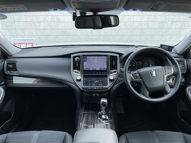 クラウンアスリートハイブリッド 2.5 S ブラックスタイル