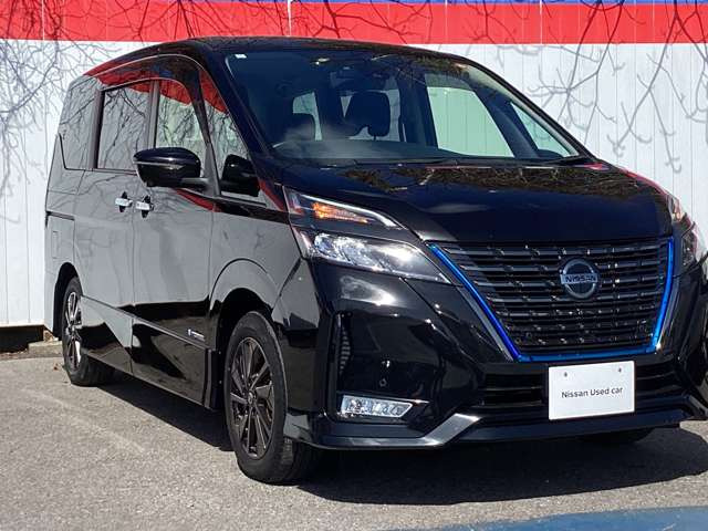 セレナ1.2 e-POWER ハイウェイスターV アーバンクロム