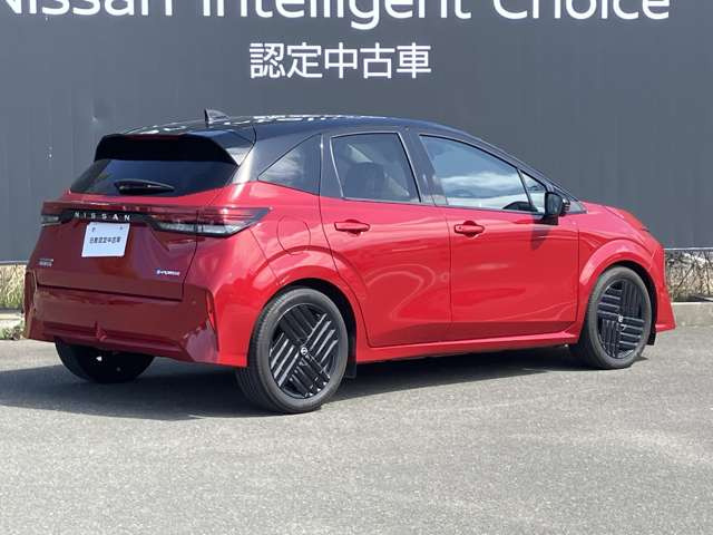 ノートオーラ1.2 G 90周年記念車