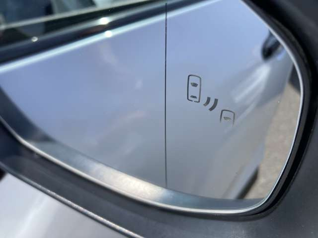 クラウンスポーツ2.5 Z E-Four 4WD