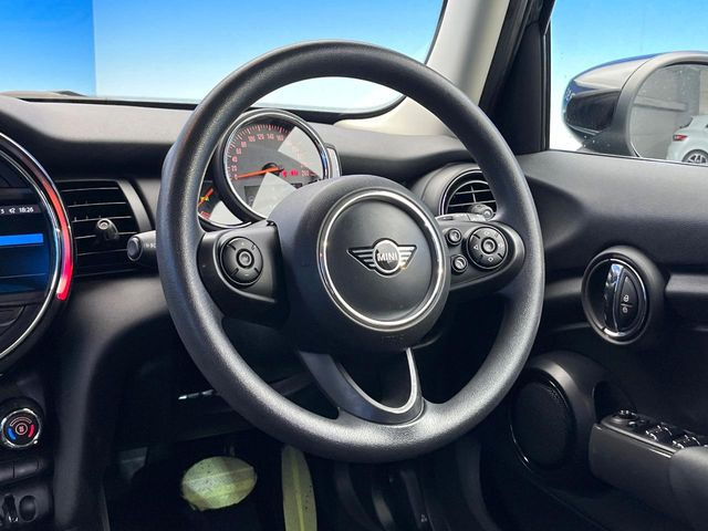 ���n���h�����̃X�������Ȃ��A���ꂢ�ȏ�Ԃ��ێ����Ă���܂��B�e�X�C�b�`���̓�����m�F�ς݂ł��B