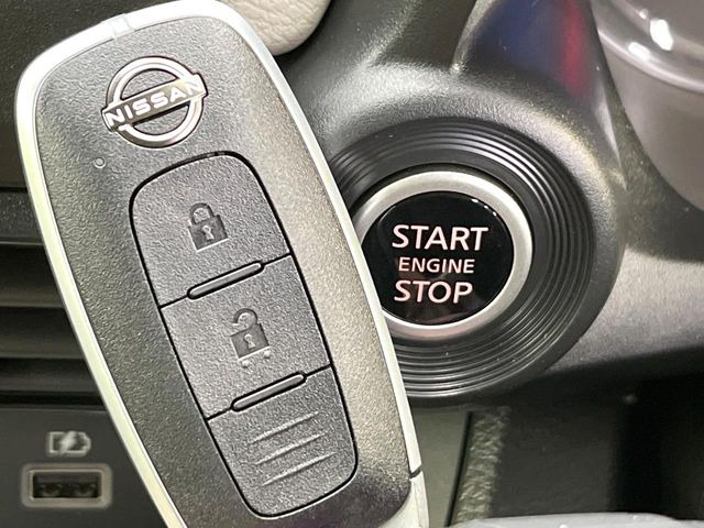 �y�C���e���W�F���g�L�[�z�J�o����|�P�b�g�ɓ��ꂽ�܂܂ł��h�A�̎{���E�������\�ȃX�}�[�g�L�[�𑕔��B�G���W���̃I���E�I�t�����J�M�����o���K�v����������Ƃ��Ă��֗��ł���