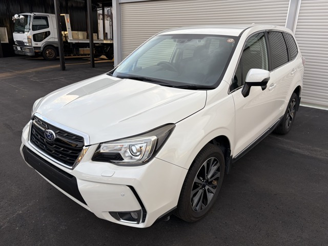 フォレスター2.0 XT アイサイト 4WD