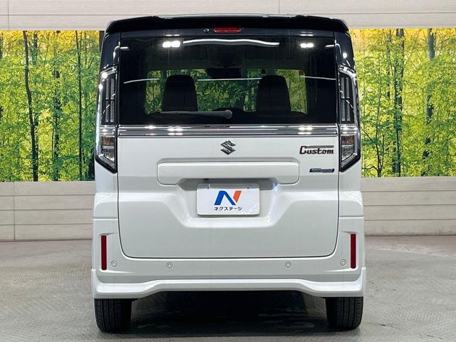 安心の最長10年・走行無制限保証(有償)をご用意。保証内容も充実はもちろん、無料点検&オイル交換や、年中無休の全国・24時間ロードサービスも付帯されておりますのでご安心下さい。