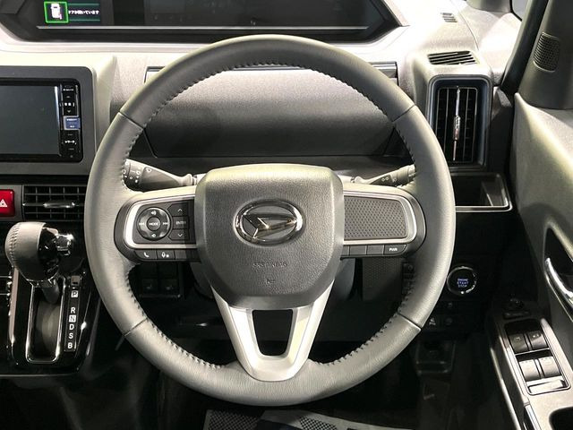 �y�����v�����X�e�A�����O�z�㎿�Ȋv���g�p���邱�ƂŁA��ɂ����������݂ƂĂ��^�]���₷���n���h���ł���