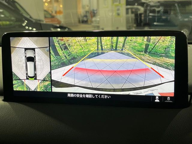 �y360&deg;�r���[���j�^�[�z��p�̃J�����ɂ��A�ォ�猩���낵���悤�Ȏ��_��360�x�N���}�̎��͂��m�F���邱�Ƃ��ł��܂������p�������m�F���₷���A�����ꏊ�ł̐؂�Ԃ��⒓�Ԃ��X���[�Y�ɍs���܂��B