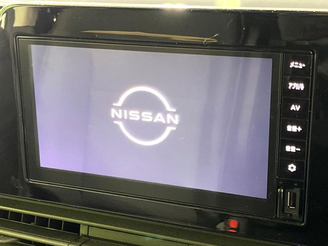 セレナ1.4 e-POWER ハイウェイスターV