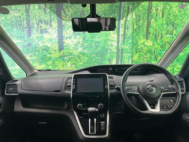 セレナ2.0 ハイウェイスター VセレクションII