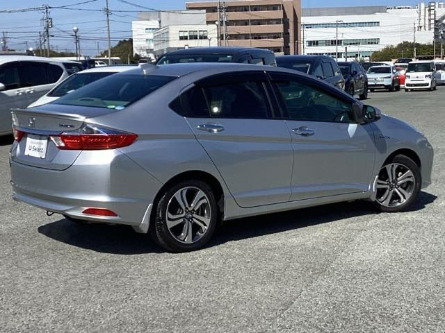 グレイス1.5 ハイブリッド EX