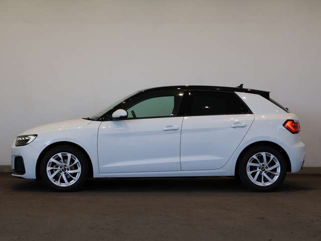 A1スポーツバック25 TFSI アドバンスド