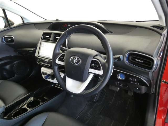 プリウス1.8 A ツーリングセレクション