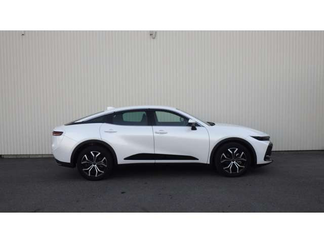 クラウンクロスオーバー2.5 G E-Four 4WD