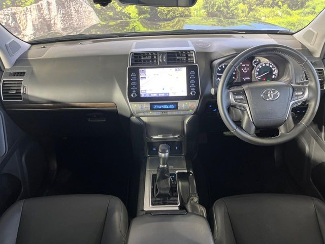 ランドクルーザープラド2.7 TX Lパッケージ マットブラック エディション 4WD