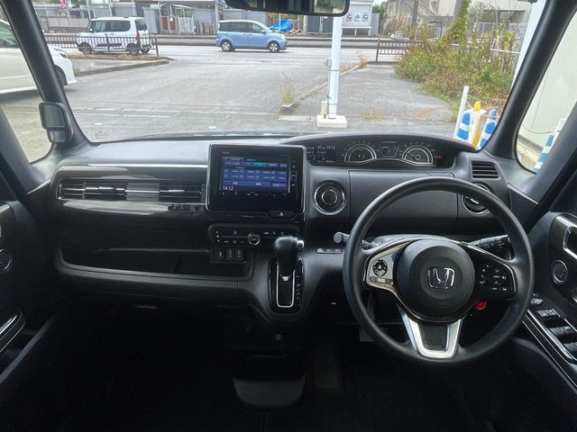 N-BOXカスタムG L ホンダセンシング