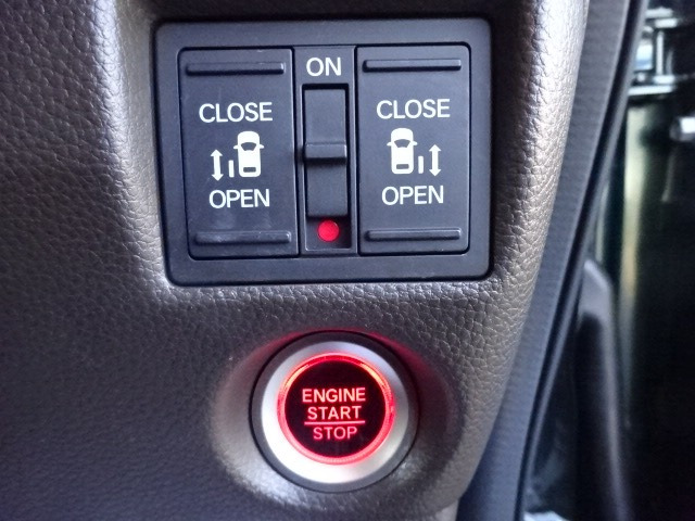 N-BOXL ターボ 4WD