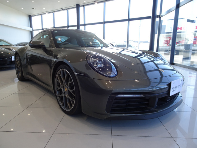 911カレラ4S PDK
