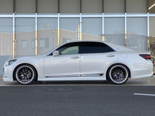 クラウンアスリートハイブリッド 2.5 S ブラックスタイル