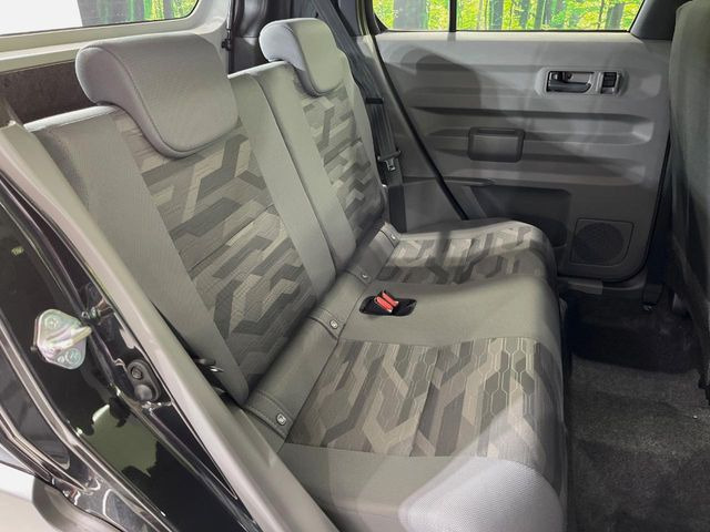 ���i���ȃI���W�i���t���A�}�b�g���I�v�V�����ɂĂ��p�ӂ��Ă���܂��B���D���ȃf�U�C����J���[�����Ԃɍ��킹�đI��ł����������Ƃ��ł��܂���