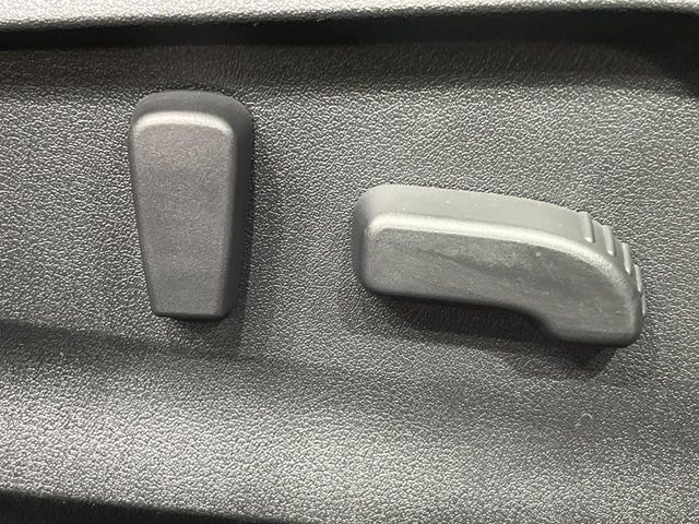 �y�p���[�V�[�g�z�X�C�b�`��ŊȒP�ɃV�[�g�̔��������\!�d��������͂�����܂���!���K�ȃV�[�g�|�W�V�����ɃZ�b�g���āA���K�ȃh���C�u�����y���݂��������B