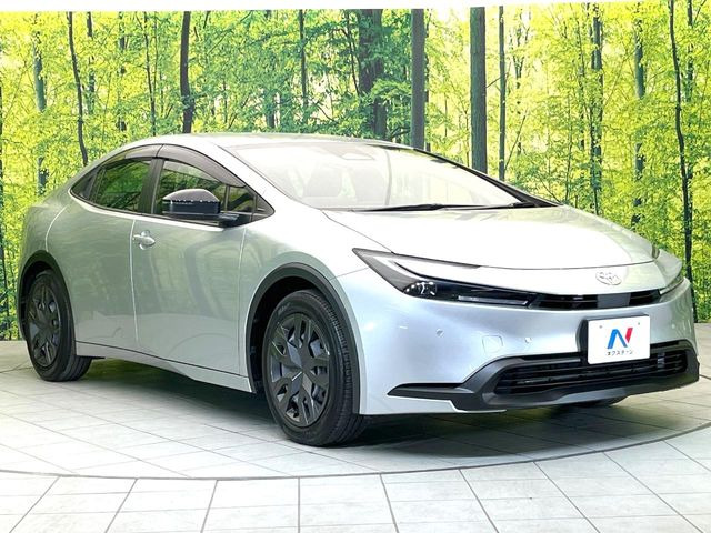 高透明度のガラス皮膜で撥水はもちろん、上質なツヤ・光沢を実現。紫外線や酸性雨から大切な愛車を保護し、色あせ・劣化を防止。「弾スプラッシュコート」、「弾プリミッサコート」からお選びいただけます。