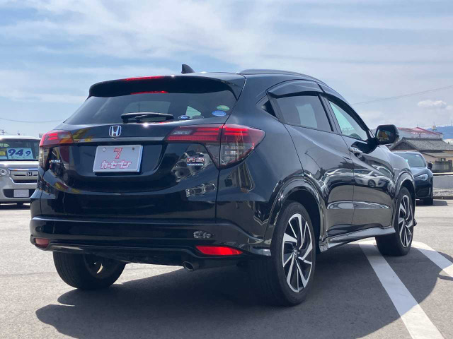 ヴェゼル1.5 ハイブリッド RS ホンダセンシング