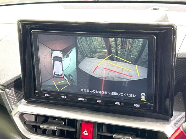 �y�p�m���~�b�N�r���[���j�^�[�z��p�̃J�����ɂ��A�ォ�猩���낵���悤�Ȏ��_��360�x�N���}�̎��͂��m�F���邱�Ƃ��ł��܂������p�������m�F���₷���A�����ꏊ�ł̐؂�Ԃ��⒓�Ԃ��X���[�Y�ɍs���܂��B