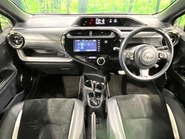 アクア1.5 G GRスポーツ・17インチパッケージ