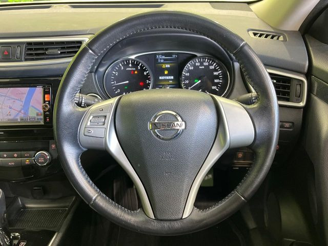 �y�����v�����X�e�A�����O�z�㎿�Ȋv���g�p���邱�ƂŁA��ɂ����������݂ƂĂ��^�]���₷���n���h���ł���