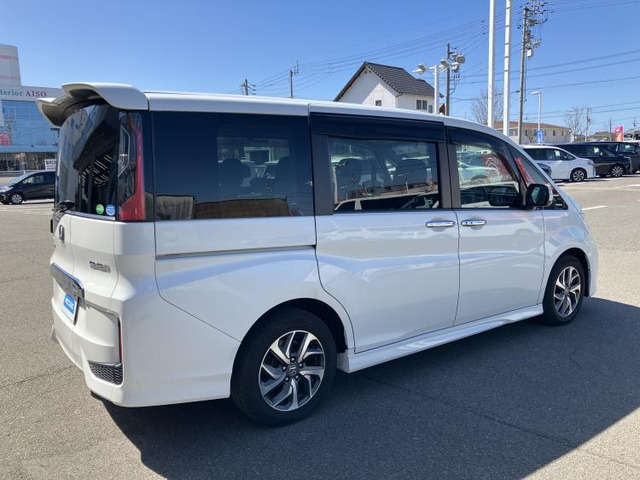 ステップワゴン1.5 スパーダ