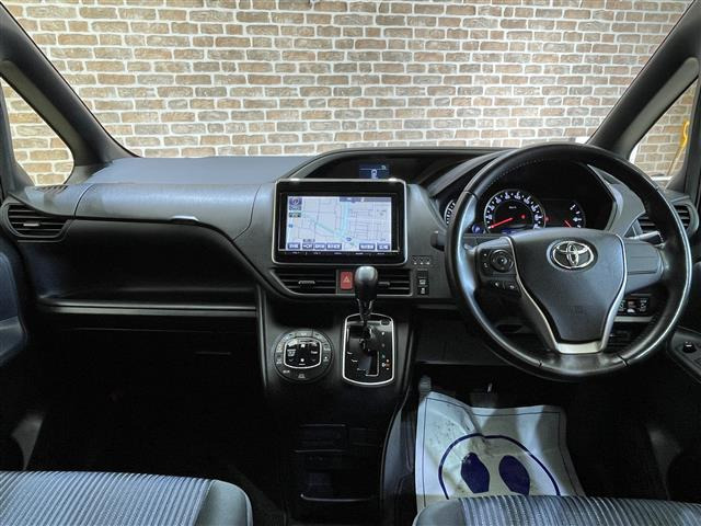 ヴォクシー2.0 ZS 煌