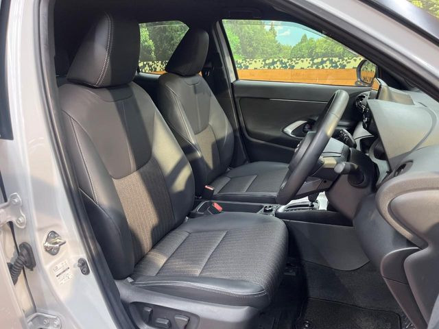 �y�n�[�t���U�[�V�[�g�z�������ƍ���S�n�𗼗������l�C�̃V�[�g���w�ʁE���ʂ̃t�@�u���b�N�f�ނ́A�ʋC���̗ǂ��⊊��ɂ����ɗD��Ă��܂��B�C���╞���ɍ��E���ꂸ���K�ɂ���肢�������܂��B