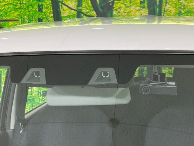 �y�X�Y�L �Z�[�t�e�B�T�|�[�g�z���s���ɑO���̎ԗ�����F�����A�Փ˂������Ȏ��͌x��ƃu���[�L�ŏՓˉ���Ɣ�Q�y�����A�V�X�g�B�����S�Ƀh���C�u�����y���݂��������܂��B