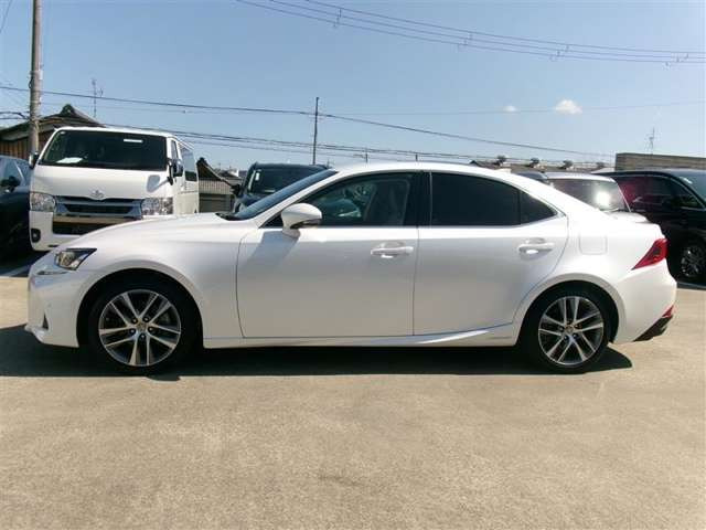 IS300h バージョンL